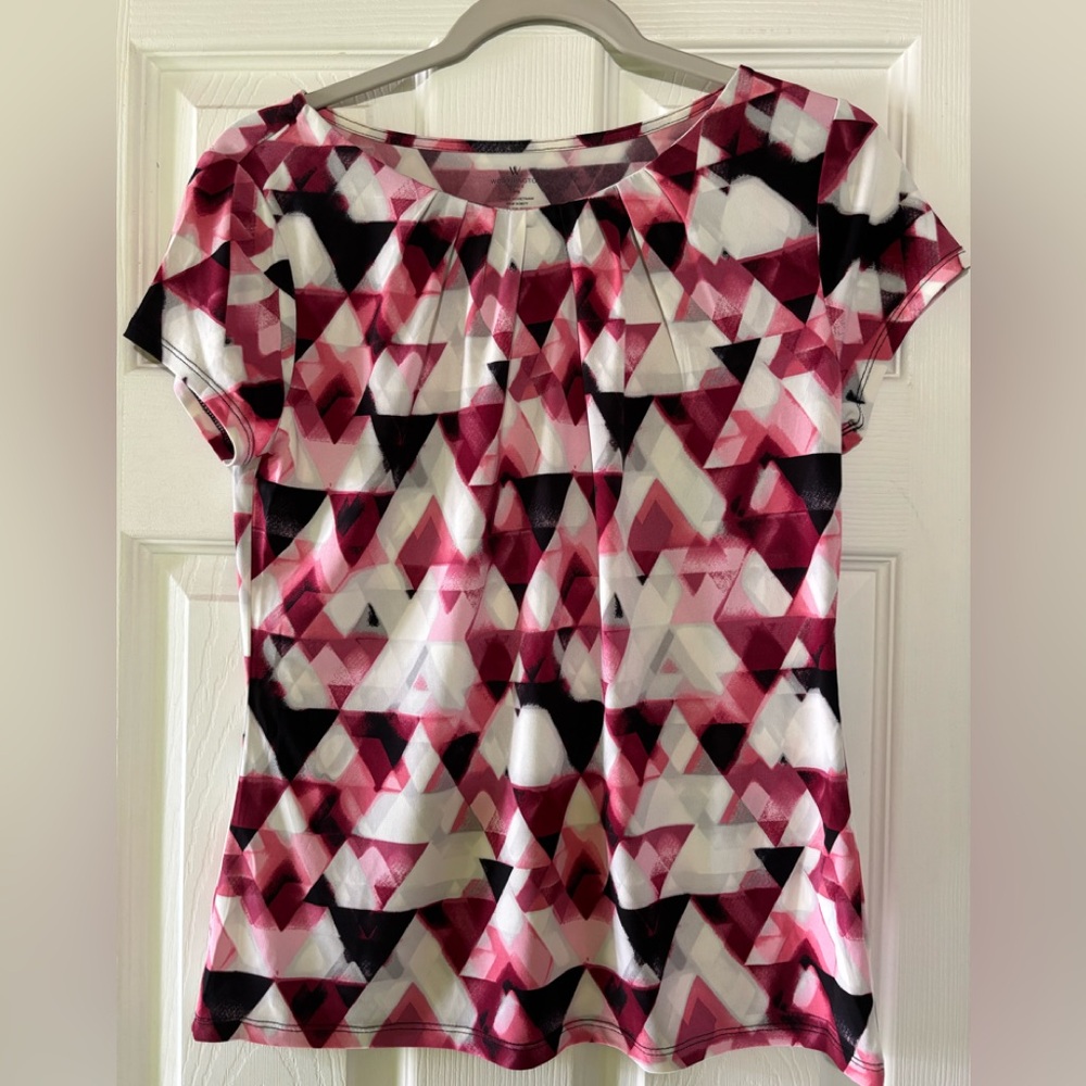 Worthington Pink and Black Geometric Short Sleeve Top